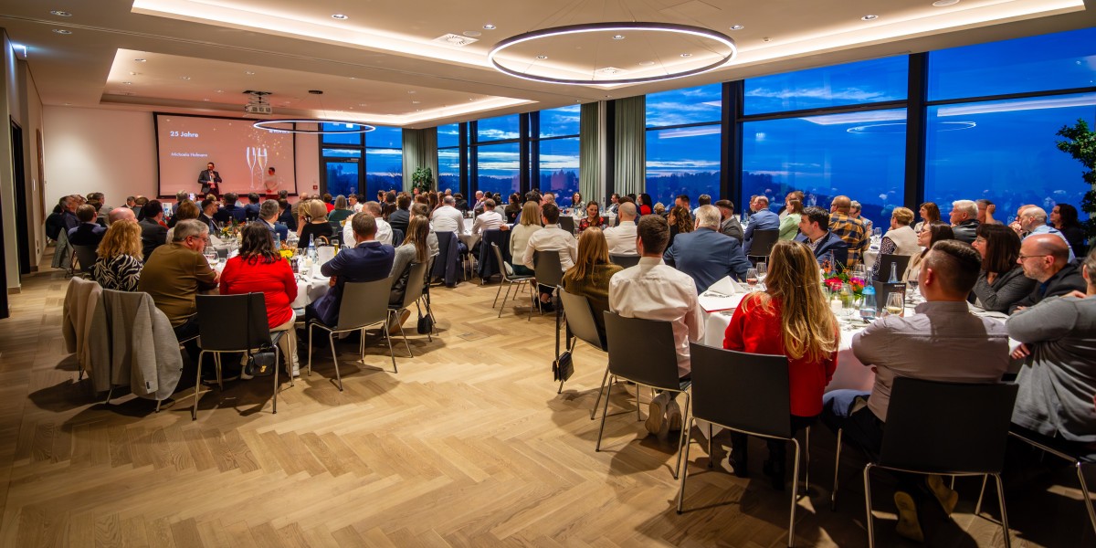 News Teaser Würth IT Anniversary Celebration: 76 Employees Honored for a Total of 1,350 Years with the Company